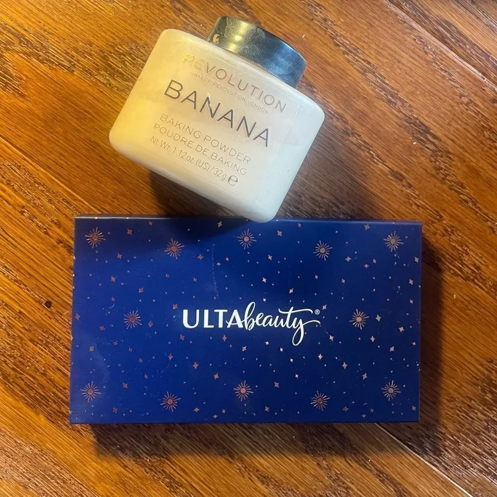 Makeup bundle - Picture 2 of 2